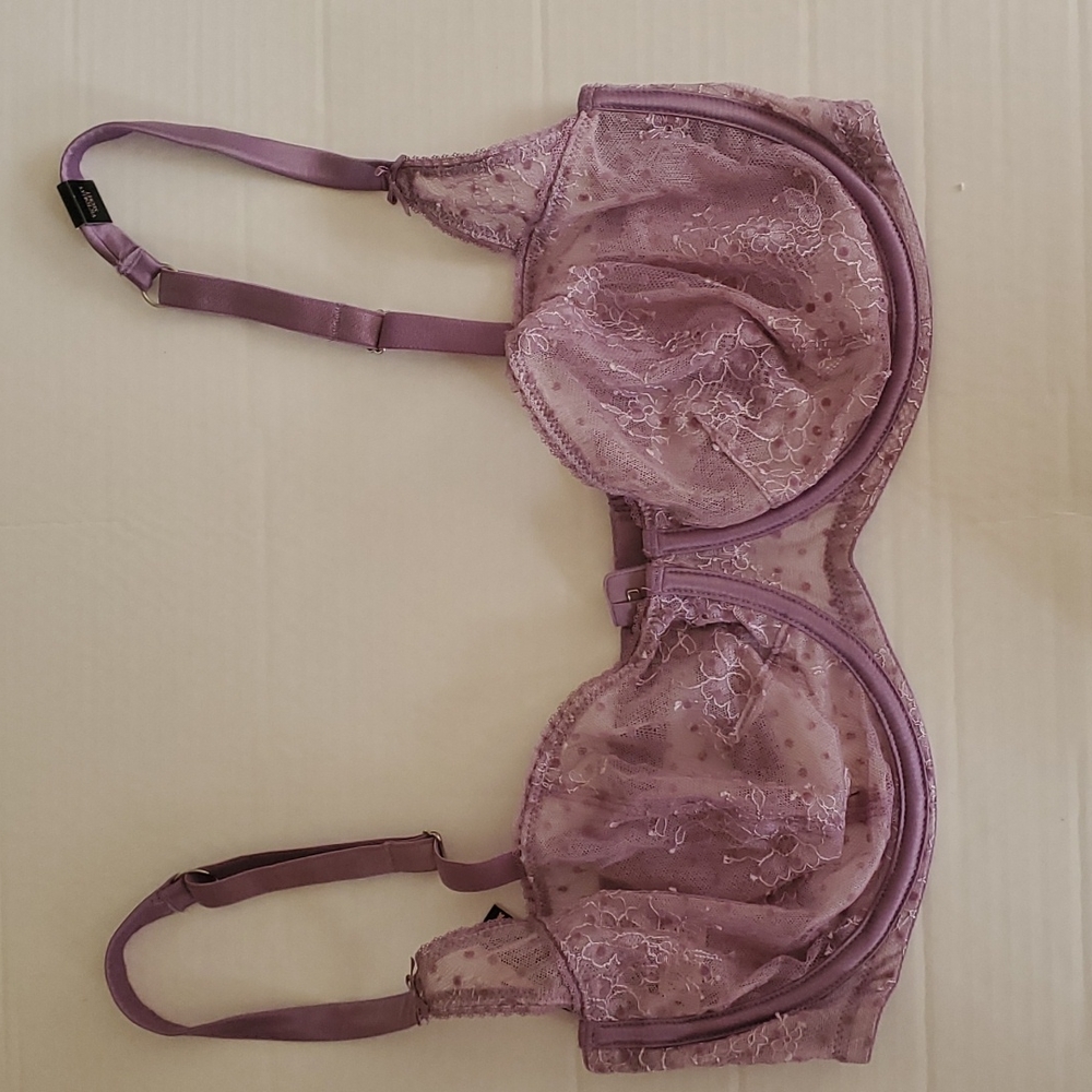 NWT Victoria's Secret bra